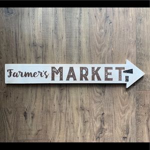 Farmers Market wall sign